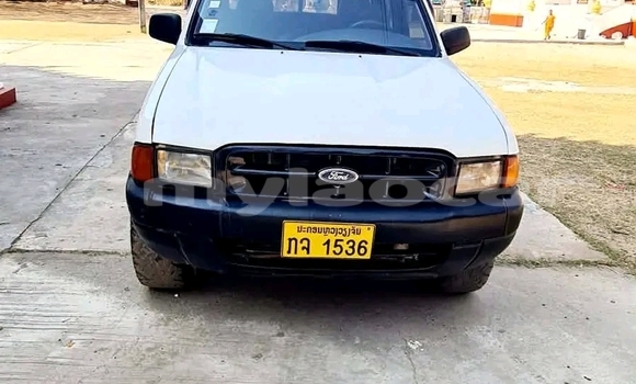 Buy Used FORD MUSTANG White Car in Vientiane in Vientiane Province Buy Used FORD MUSTANG White Car in Vientiane in Vientiane Province