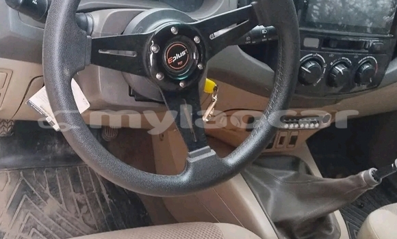 Buy Used Toyota Hilux Black Car in Vientiane in Vientiane Province Buy Used Toyota Hilux Black Car in Vientiane in Vientiane Province