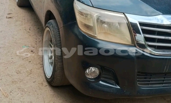 Buy Used Toyota Hilux Black Car in Vientiane in Vientiane Province Buy Used Toyota Hilux Black Car in Vientiane in Vientiane Province