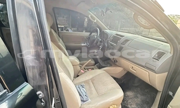 Buy Used Toyota Hilux Black Car in Vientiane in Vientiane Province Buy Used Toyota Hilux Black Car in Vientiane in Vientiane Province