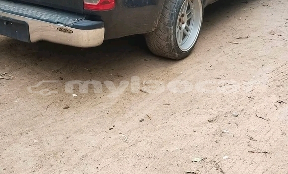Buy Used Toyota Hilux Black Car in Vientiane in Vientiane Province Buy Used Toyota Hilux Black Car in Vientiane in Vientiane Province
