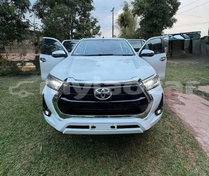 Big with watermark toyota runx vientiane province vientiane 7270
