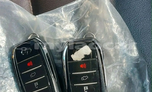 Buy Used Toyota Highlander Black Car in Vientiane in Vientiane Province Buy Used Toyota Highlander Black Car in Vientiane in Vientiane Province