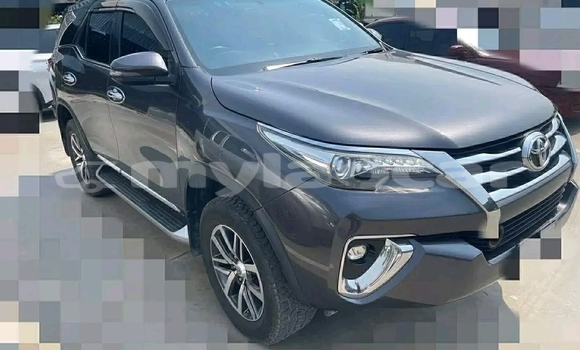 Buy Used Toyota Highlander Black Car in Vientiane in Vientiane Province Buy Used Toyota Highlander Black Car in Vientiane in Vientiane Province