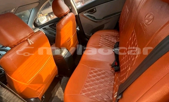 Buy Used Hyundai Elantra White Car in Vientiane in Vientiane Province Buy Used Hyundai Elantra White Car in Vientiane in Vientiane Province