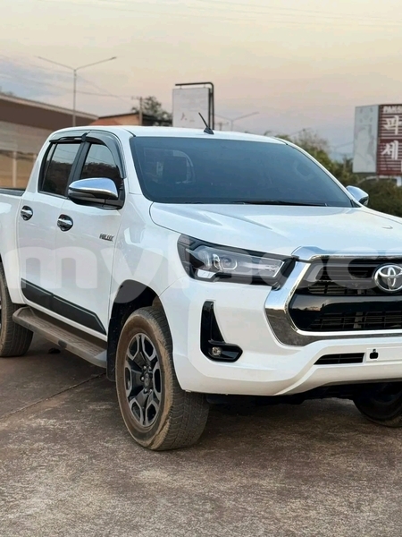 Big with watermark toyota revo cab z edition vientiane province vientiane 7273