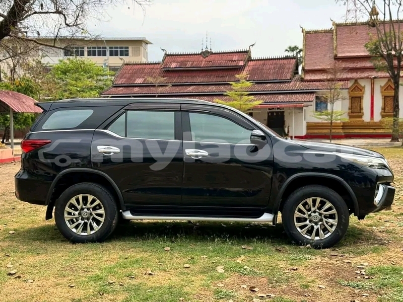 Big with watermark toyota highlander vientiane province vientiane 7274