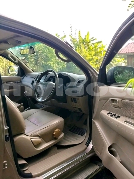 Big with watermark toyota hilux vientiane province vientiane 7277