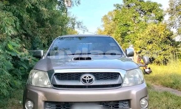 Buy Used Toyota Hilux Other Car in Vientiane in Vientiane Province Buy Used Toyota Hilux Other Car in Vientiane in Vientiane Province