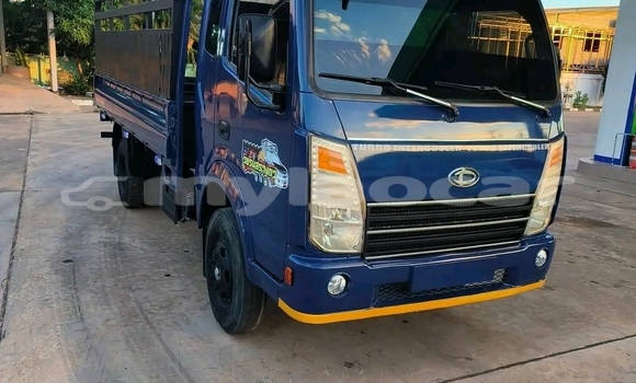 Buy Used Hyundai Dynasty Blue Car in Vientiane in Vientiane Province Buy Used Hyundai Dynasty Blue Car in Vientiane in Vientiane Province