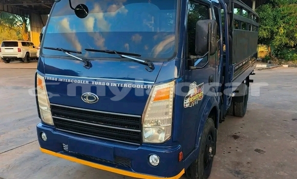 Buy Used Hyundai Dynasty Blue Car in Vientiane in Vientiane Province Buy Used Hyundai Dynasty Blue Car in Vientiane in Vientiane Province