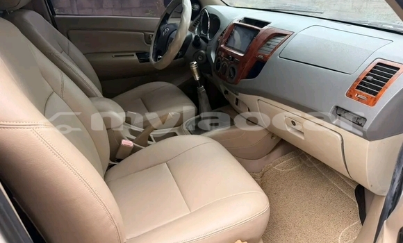 Buy Used Toyota Vigo White Car in Vientiane in Vientiane Province Buy Used Toyota Vigo White Car in Vientiane in Vientiane Province