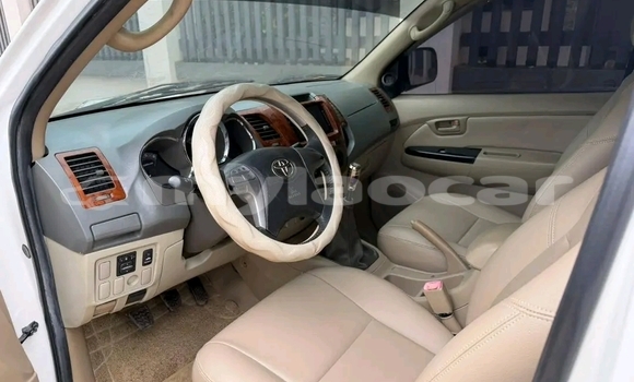 Buy Used Toyota Vigo White Car in Vientiane in Vientiane Province Buy Used Toyota Vigo White Car in Vientiane in Vientiane Province