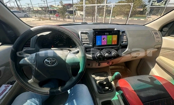 Buy Used Toyota Fortuner White Car in Vientiane in Vientiane Province Buy Used Toyota Fortuner White Car in Vientiane in Vientiane Province