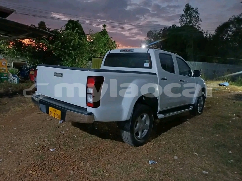 Big with watermark isuzu rodeo vientiane province vientiane 7293