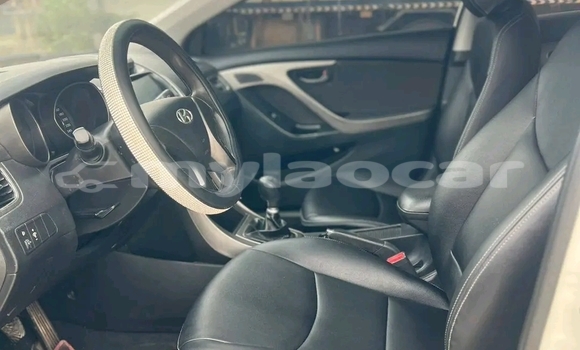 Buy Used Hyundai Elantra White Car in Vientiane in Vientiane Province Buy Used Hyundai Elantra White Car in Vientiane in Vientiane Province