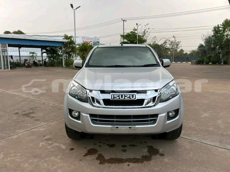 Big with watermark isuzu v cross 4x4 vientiane province vientiane 7303