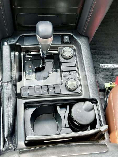 Big with watermark toyota land cruiser khammouan province thakhek 7308