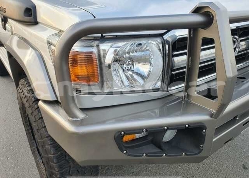 Big with watermark toyota land cruiser salavan province saravan 7309