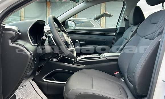 Buy Used Hyundai Tucson White Car in Vientiane in Vientiane Province Buy Used Hyundai Tucson White Car in Vientiane in Vientiane Province
