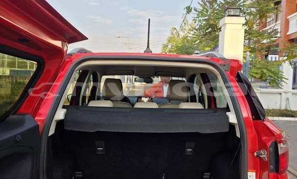 Buy Used Ford EcoSport Red Car in Vientiane in Vientiane Province Buy Used Ford EcoSport Red Car in Vientiane in Vientiane Province