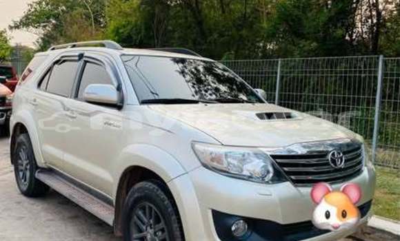 Buy Used Toyota Fortuner Other Car in Vientiane in Vientiane Province Buy Used Toyota Fortuner Other Car in Vientiane in Vientiane Province