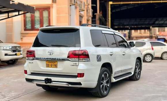 Buy Used Toyota Land Cruiser Prado Other Car in Vientiane in Vientiane Province Buy Used Toyota Land Cruiser Prado Other Car in Vientiane in Vientiane Province