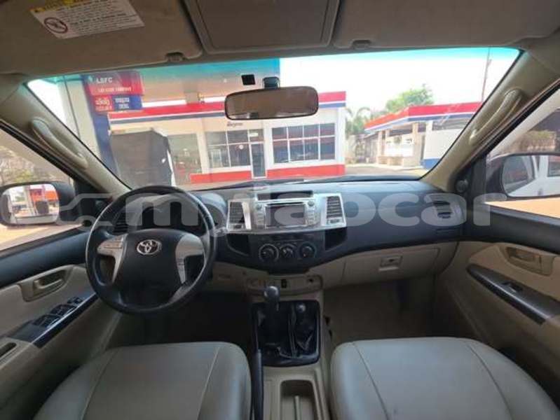 Big with watermark toyota vigo vientiane province vientiane 7342