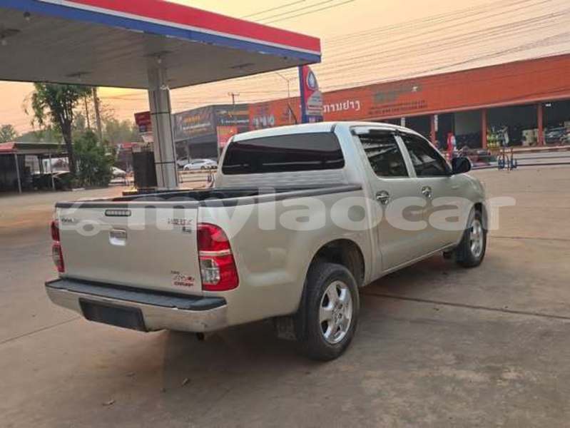 Big with watermark toyota vigo vientiane province vientiane 7343