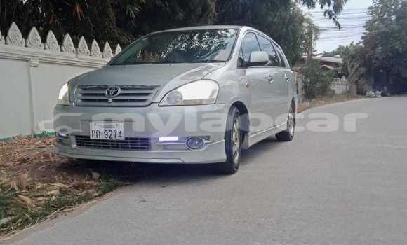 Buy Used Toyota Ipsum Silver Car in Vientiane in Vientiane Province