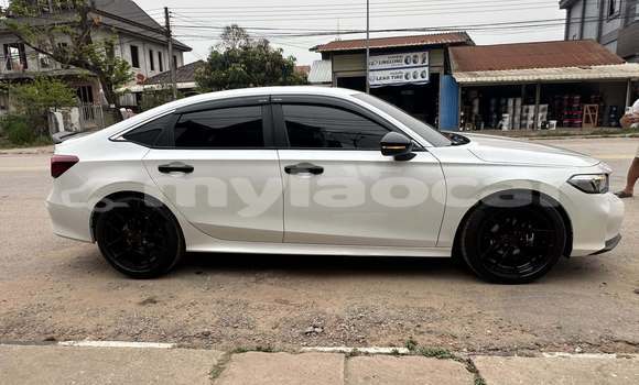 Buy Used Honda Civic White Car in Vientiane in Vientiane Province Buy Used Honda Civic White Car in Vientiane in Vientiane Province