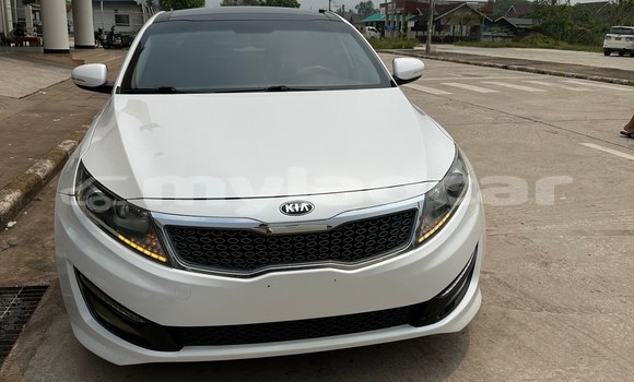 Buy Used Kia K5 White Car in Vientiane in Vientiane Province Buy Used Kia K5 White Car in Vientiane in Vientiane Province