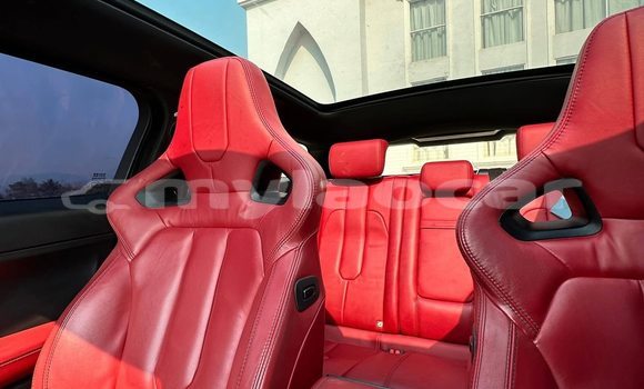 Buy Used Land Rover Range Rover Black Car in Vientiane in Vientiane Province Buy Used Land Rover Range Rover Black Car in Vientiane in Vientiane Province