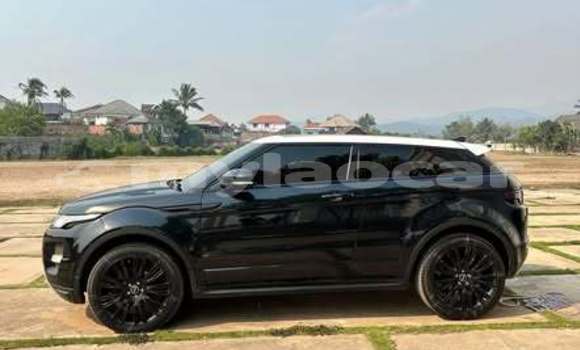 Buy Used Land Rover Range Rover Black Car in Vientiane in Vientiane Province Buy Used Land Rover Range Rover Black Car in Vientiane in Vientiane Province