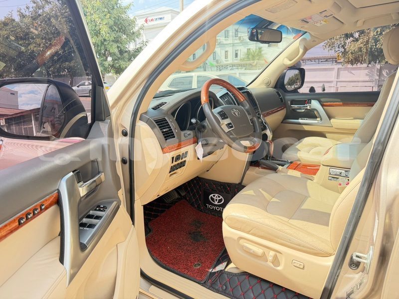 Big with watermark toyota land cruiser vientiane province vientiane 7377