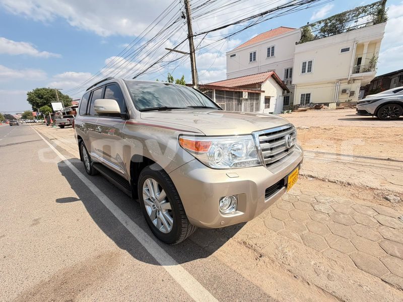 Big with watermark toyota land cruiser vientiane province vientiane 7377