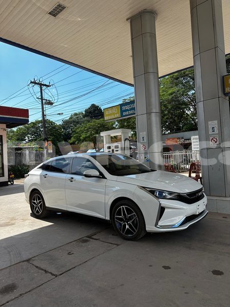 Big with watermark volkswagen beetle vientiane province vientiane 7378