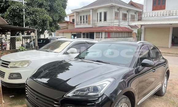Buy Used Porsche Cayenne Black Car in Vientiane in Vientiane Province