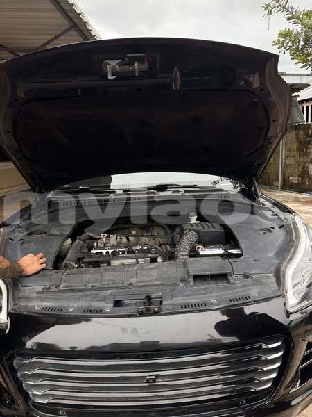 Big with watermark porsche cayenne vientiane province vientiane 7386