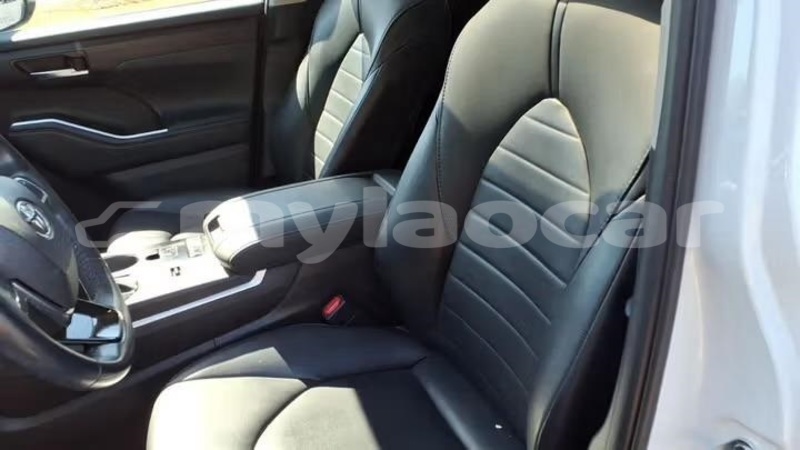 Big with watermark toyota highlander vientiane province vientiane 7395