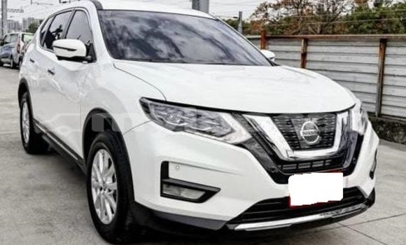 Acheter Occasion Voiture Nissan X–Trail Blanc à Vientiane, Vientiane Province Acheter Occasion Voiture Nissan X–Trail Blanc à Vientiane, Vientiane Province