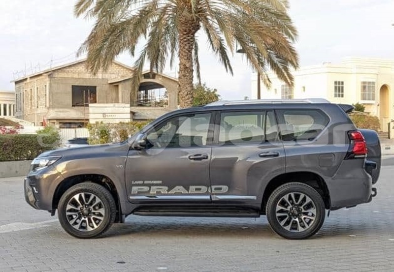 Big with watermark toyota land cruiser prado vientiane province vientiane 7399