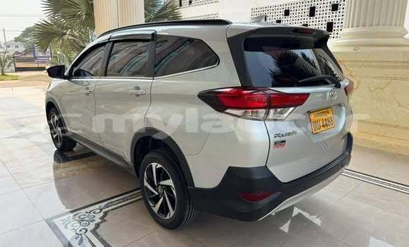 Buy Used Toyota Land Cruiser Prado Other Car in Vientiane in Vientiane Province Buy Used Toyota Land Cruiser Prado Other Car in Vientiane in Vientiane Province
