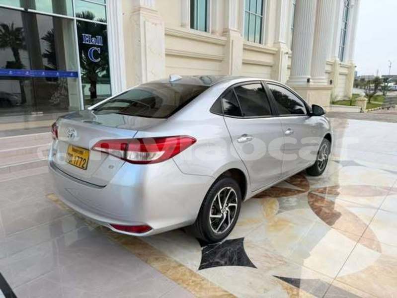 Big with watermark toyota alphard vientiane province vientiane 7404