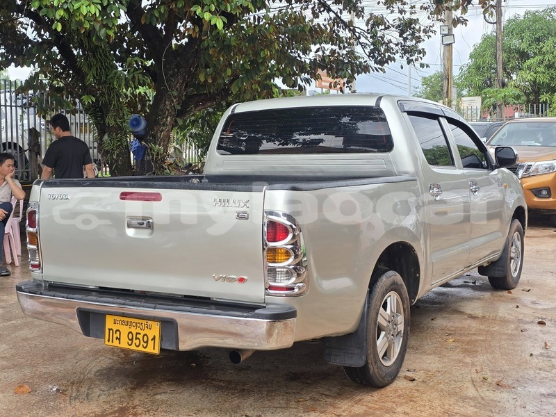 Big with watermark toyota vigo vientiane province vientiane 7412