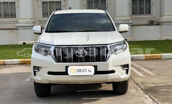 Buy Used Toyota Prado White Car in Vientiane in Vientiane Province Buy Used Toyota Prado White Car in Vientiane in Vientiane Province