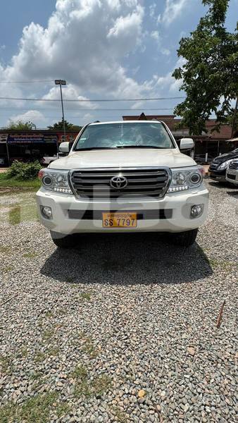 Big with watermark toyota land cruiser vientiane province vientiane 7415