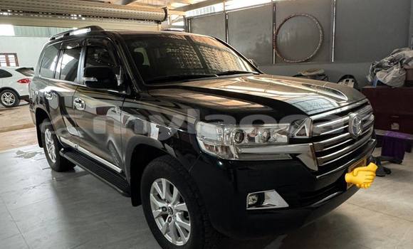 Buy Used Toyota Highlander Black Car in Vientiane in Vientiane Province