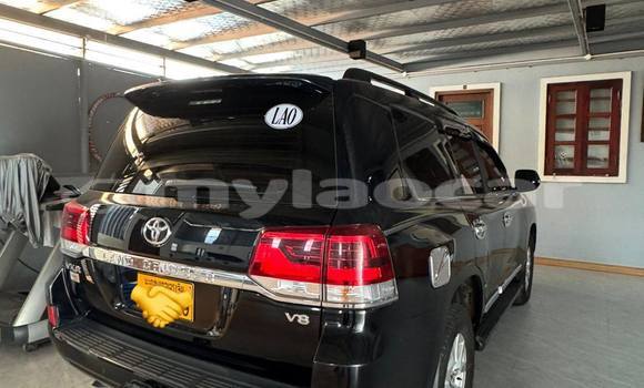 Buy Used Toyota Highlander Black Car in Vientiane in Vientiane Province Buy Used Toyota Highlander Black Car in Vientiane in Vientiane Province