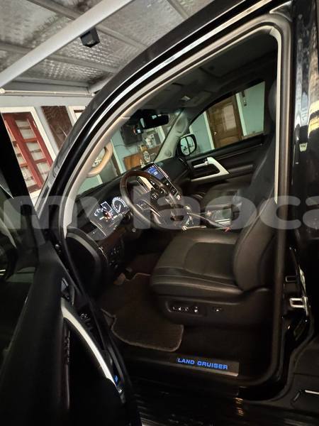 Big with watermark toyota highlander vientiane province vientiane 7418